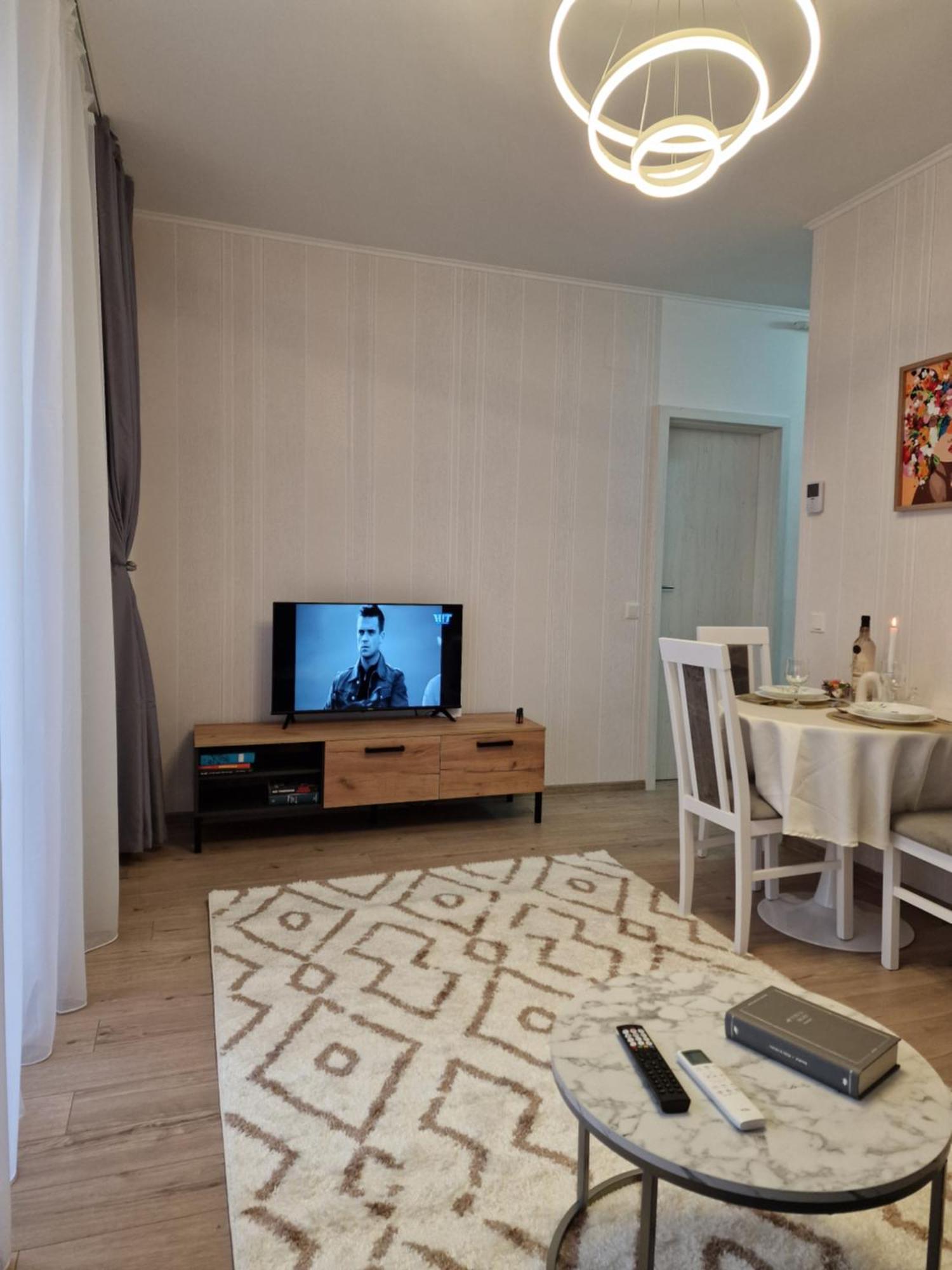 Studio&Garden! Roşu Dış mekan fotoğraf